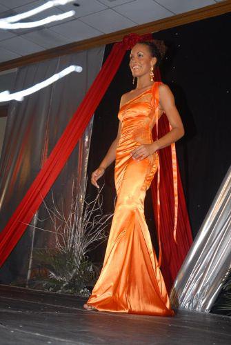 Download photo71 (335Wx500H)