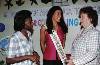 016 (500Wx329H) - Miss Jamaica World 1997, Selena Delgado, in discussion with Mrs.Pamela Mcneil (right), national director of thewomen's center fountion of Jamaica and.Mrs. Zoe Simpson (left), manager of Knowledge and Education for youth. The occasion work was the opening  